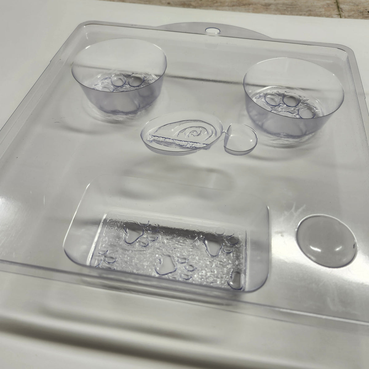 5 Cavity Plastic Mold Dog Variety