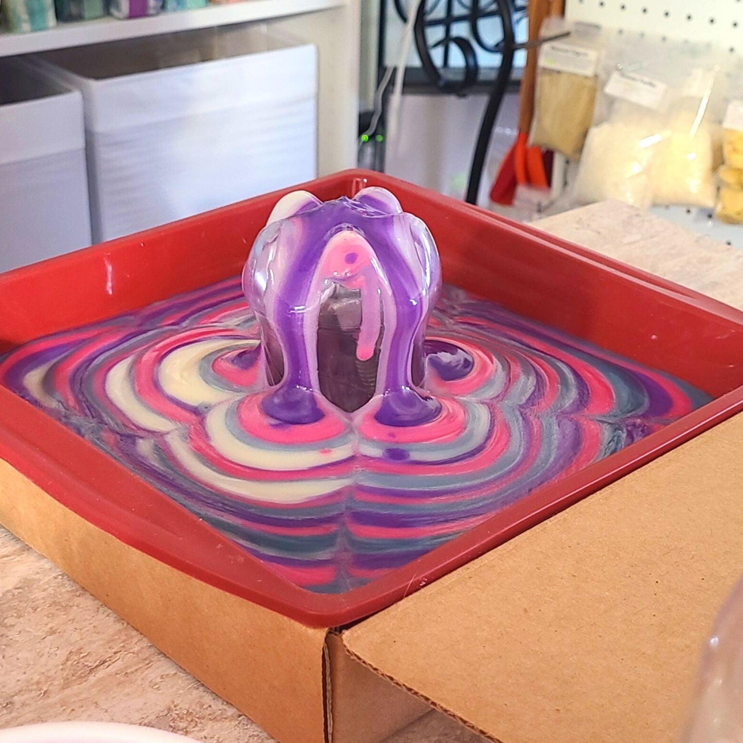 Advanced Soap Making Class - Peacock Column Pour - Wixy Soap - Service