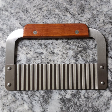 Crinkle Soap Cutter - Wixy Soap - Soap Supply