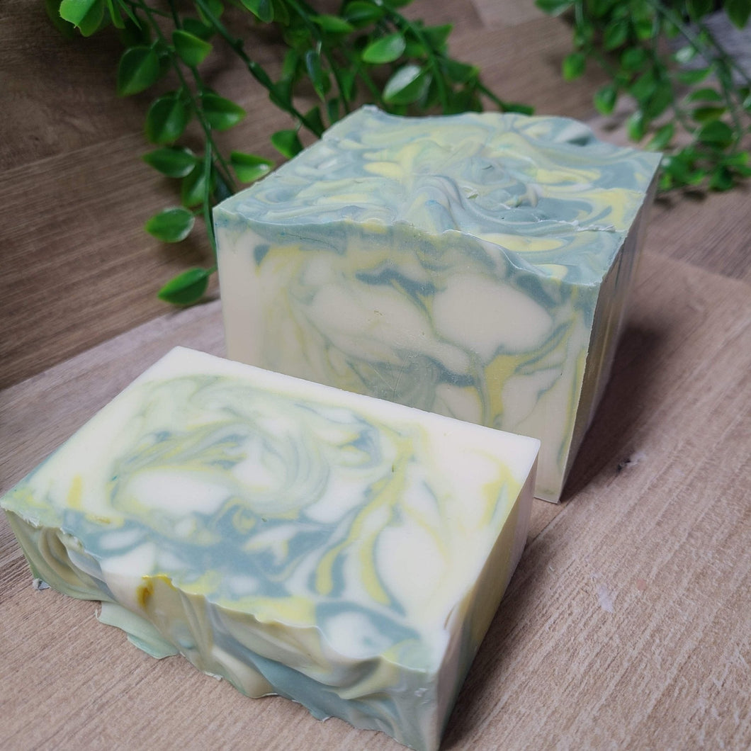 Lemongrass and Cedarwood Handmade Soap - Wholesale - Wixy Soap - Handmade Soap